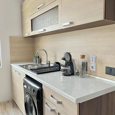 Rent-a-home Lägenhet
