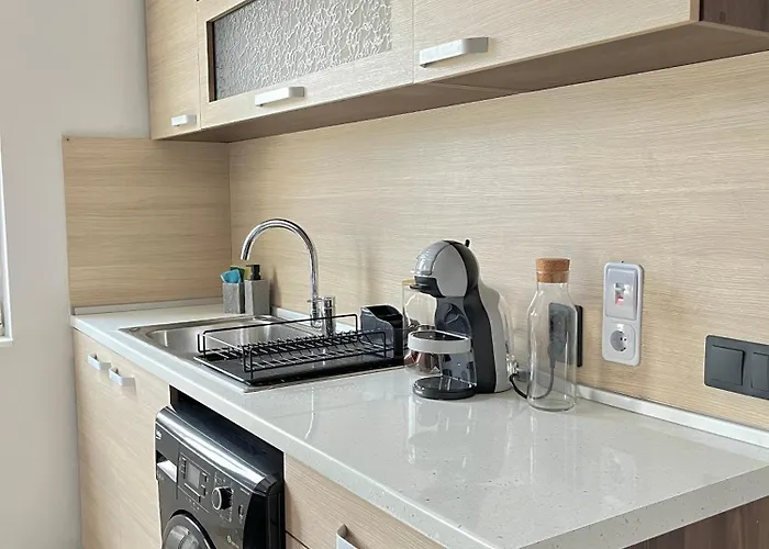 Rent-a-home アパート